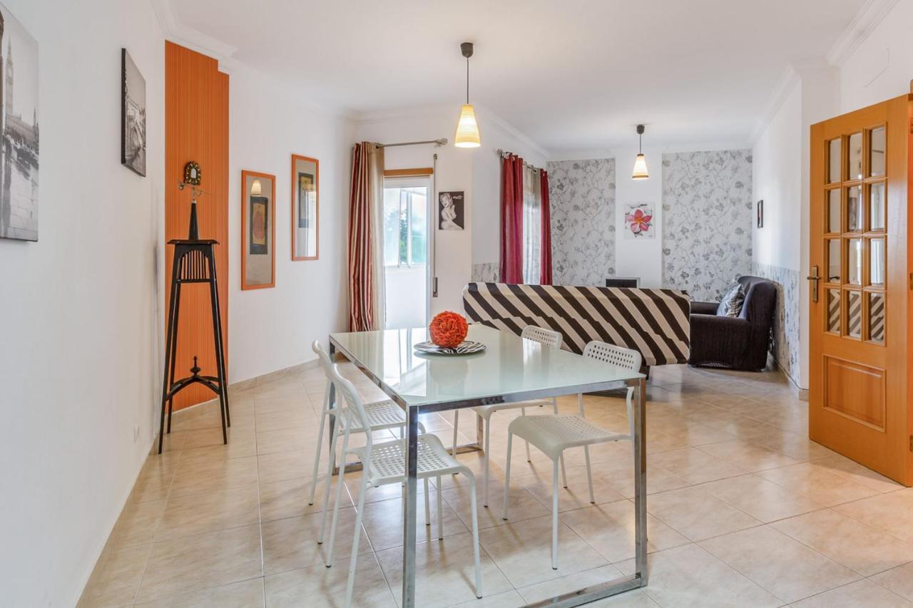 Spacious 2 Bdr Apartment W/ Patio By Lovelystay Armação de Pêra المظهر الخارجي الصورة