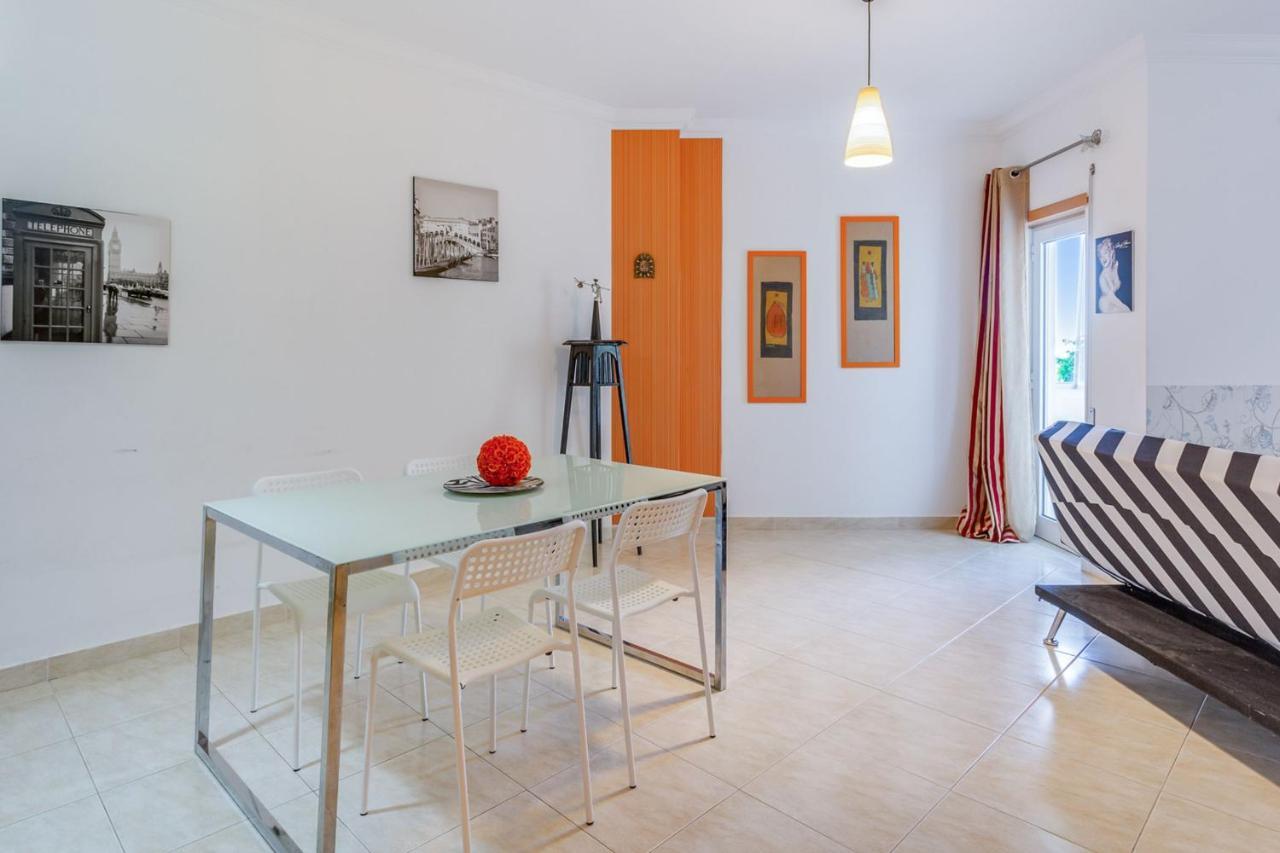 Spacious 2 Bdr Apartment W/ Patio By Lovelystay Armação de Pêra المظهر الخارجي الصورة
